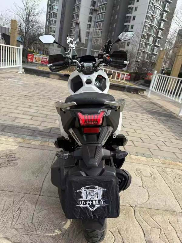 二手三阳哈士奇 Husky ADV150