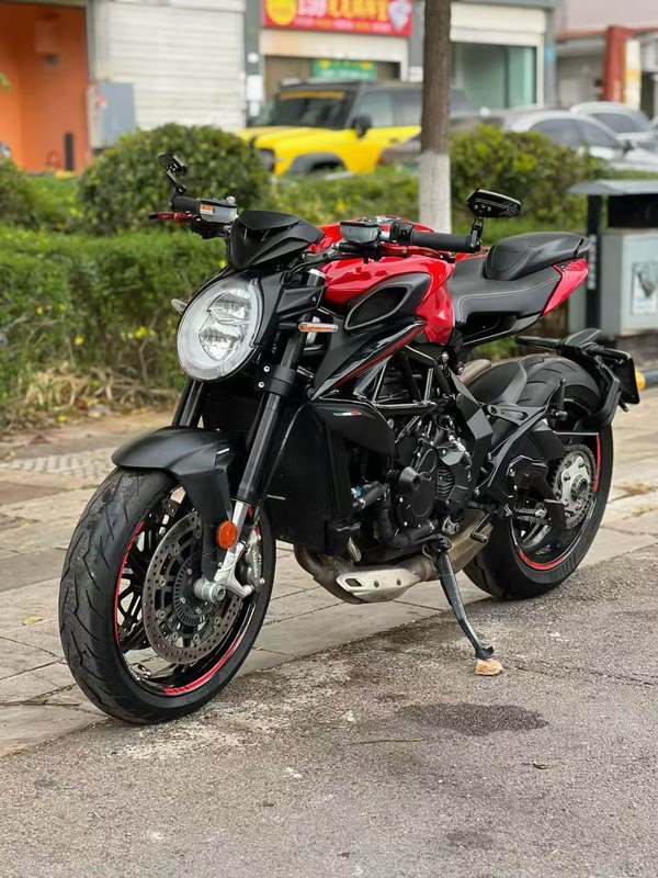 二手奥古斯塔Brutale 800