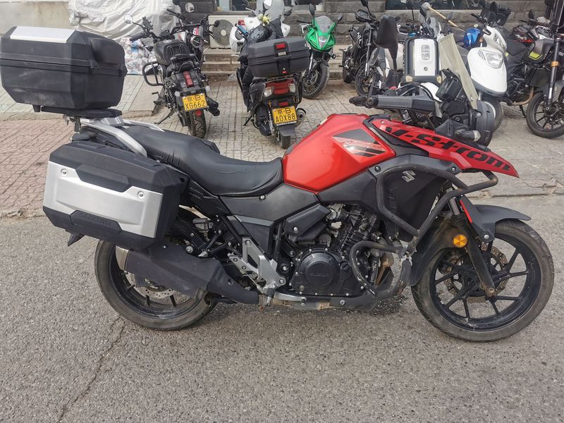 二手豪爵铃木DL250