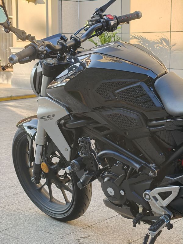 二手本田CB300R