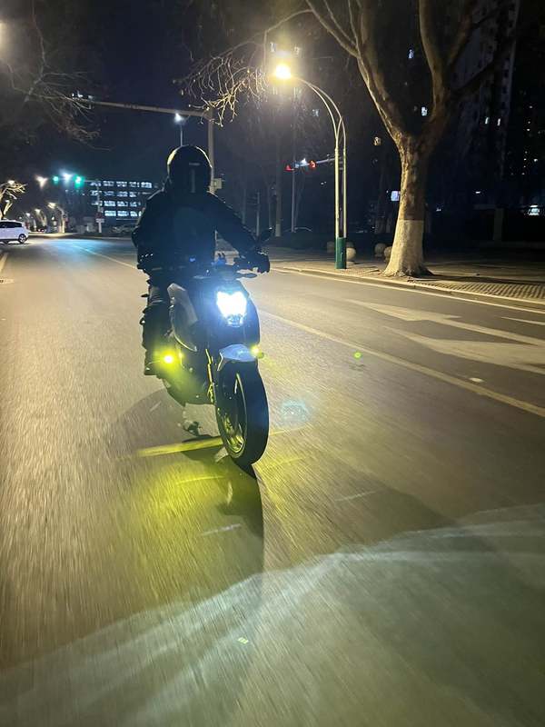 二手春风400NK