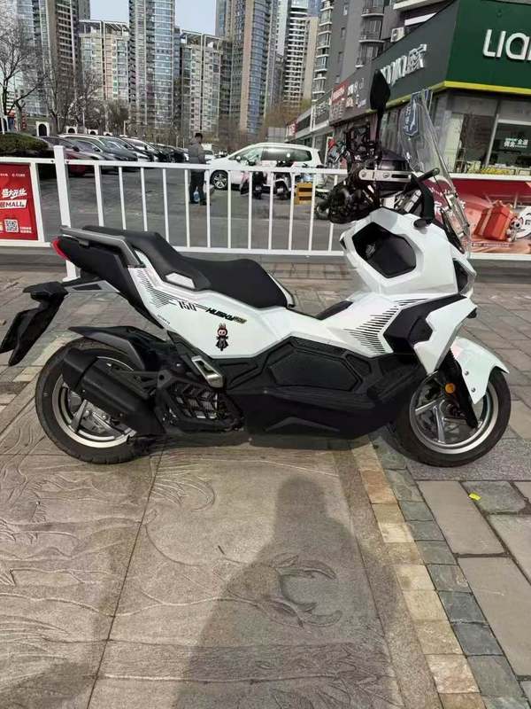 二手三阳哈士奇 Husky ADV150