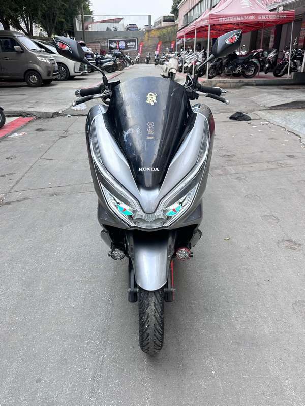 二手五羊本田PCX