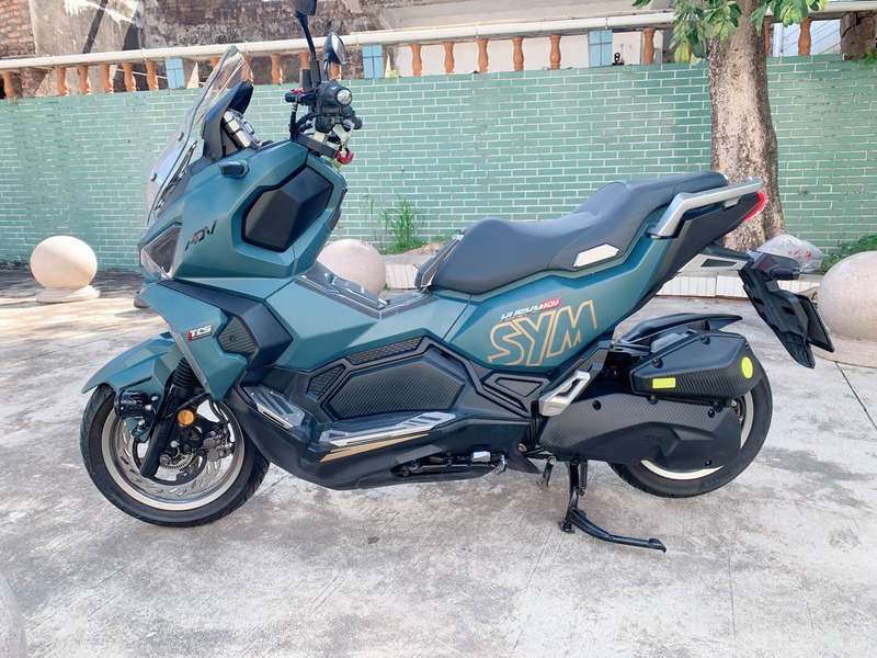 二手三阳哈士奇 Husky ADV150