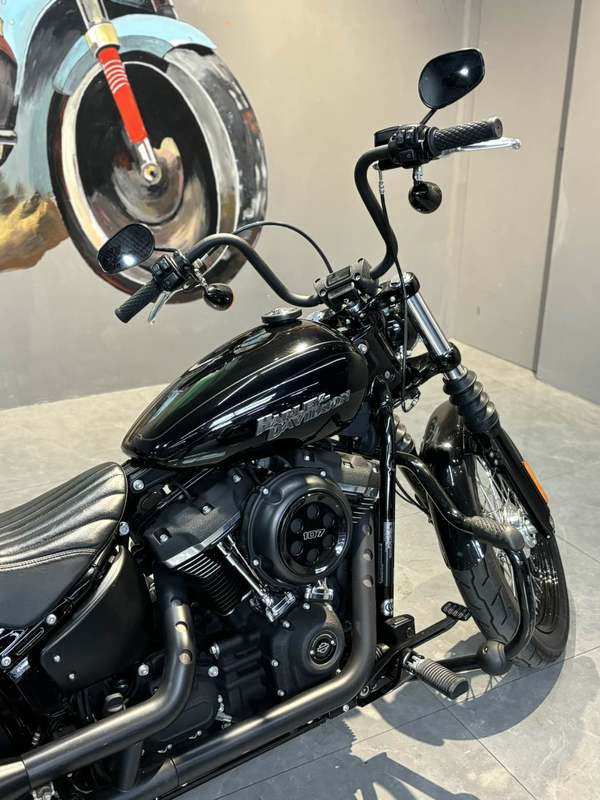 二手哈雷戴维森街霸 Street Bob