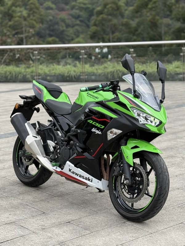 二手川崎Ninja 400
