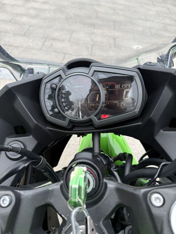 二手川崎Ninja 400