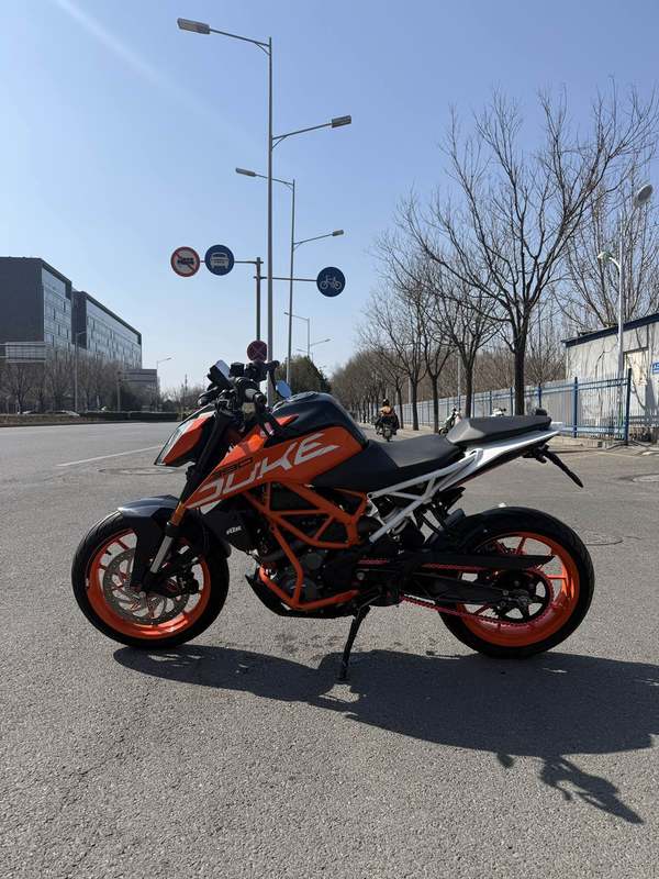 二手KTMR2R390 Duke