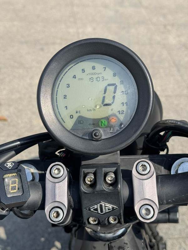 二手钱江凯威荣光 202