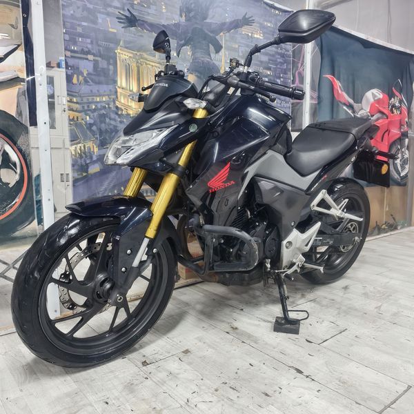 二手五羊本田CB190R 暴锋眼