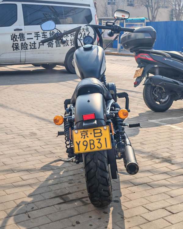 二手哈雷戴维森Iron883 硬汉