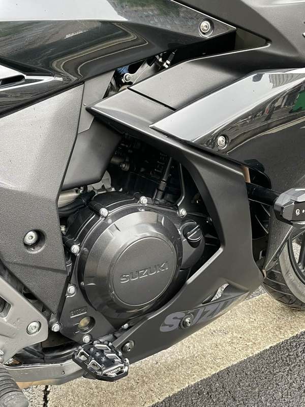 二手豪爵铃木GSX250R