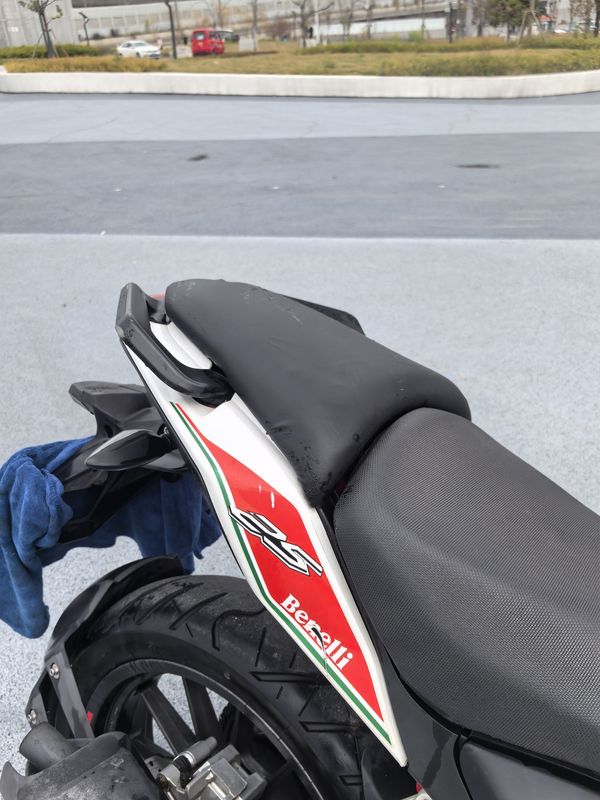 二手贝纳利小黄龙 TNT25