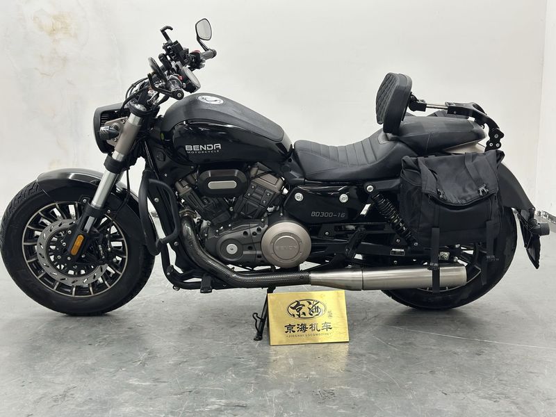 二手奔达Rock300 灰石