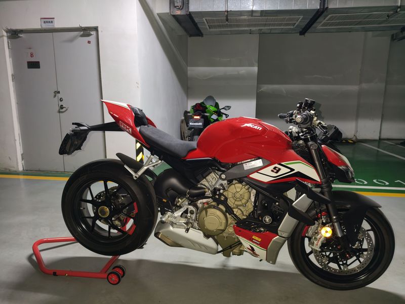 二手杜卡迪Street Fighter V4