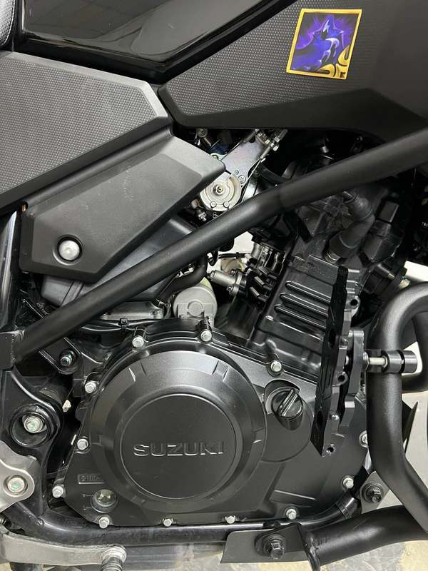 二手豪爵铃木DL250