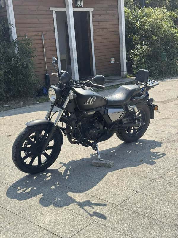 二手钱江凯威荣光 202