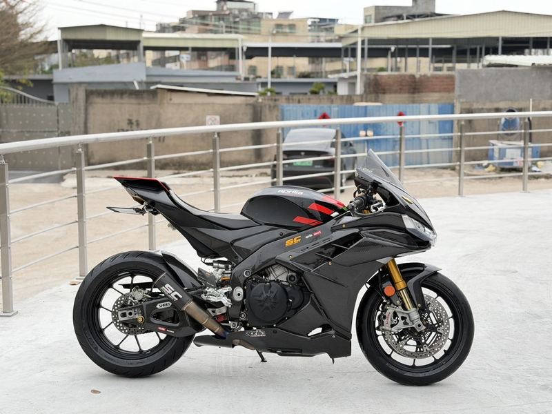 二手阿普利亚RSV4