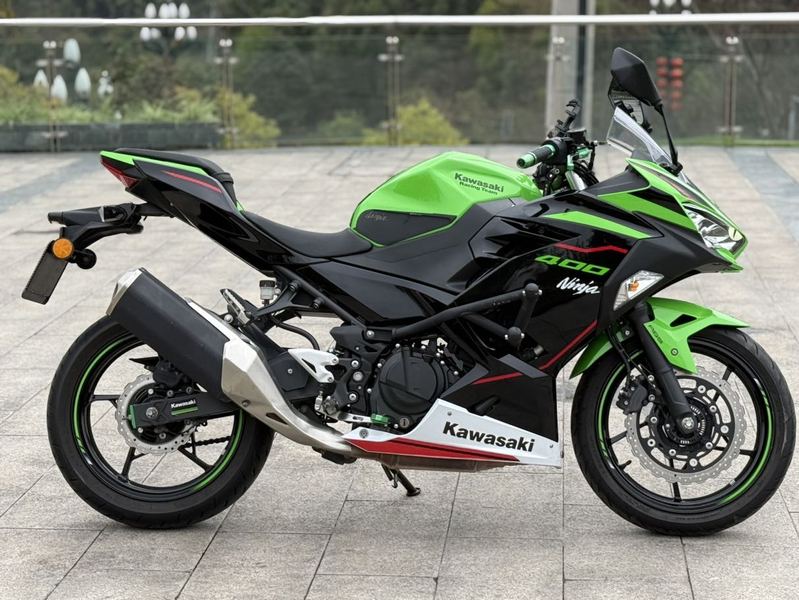 二手川崎Ninja 400