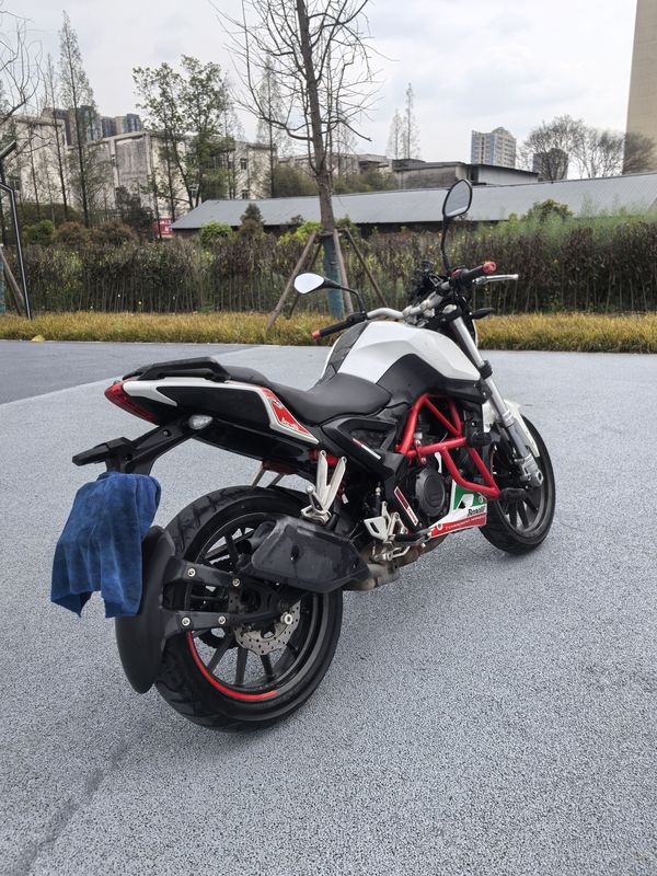 二手贝纳利小黄龙 TNT25