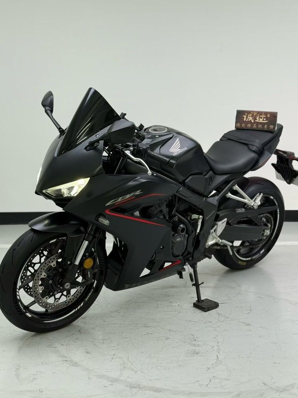 二手本田CBR650R