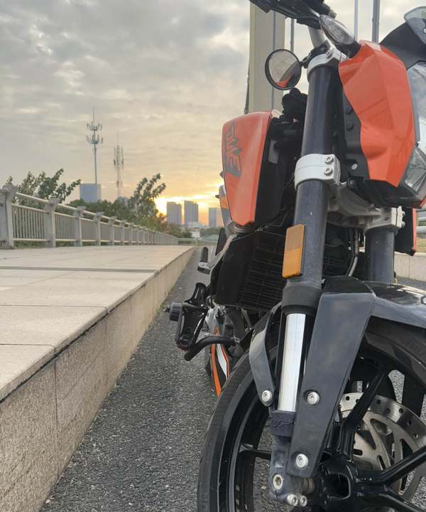 二手KTMR2R200 Duke