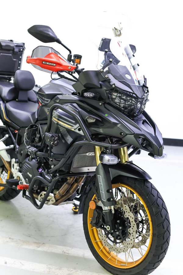 二手贝纳利TRK552