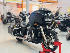 二手哈雷戴维森公路滑翔 Road Glide