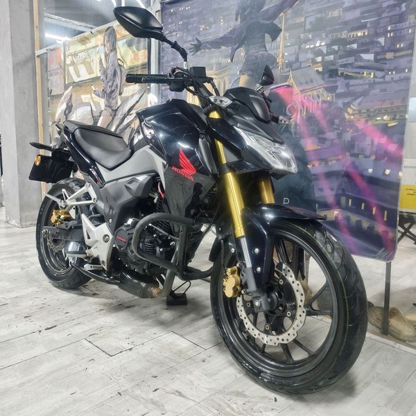 二手五羊本田CB190R 暴锋眼