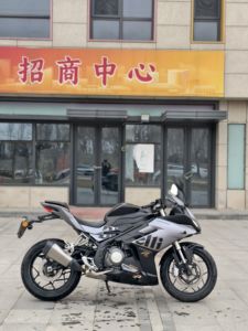 二手贝纳利龙卷风 Tornado 252R