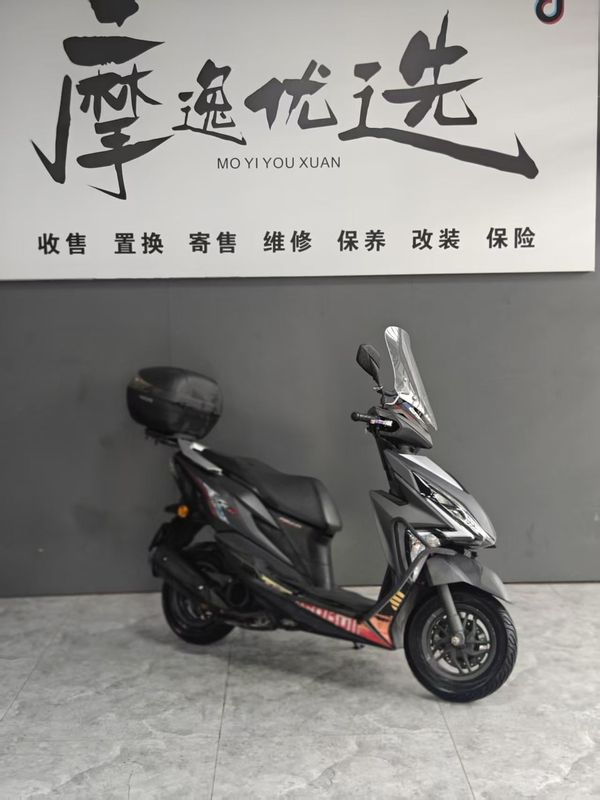 二手新大洲本田裂行 RX125Fi