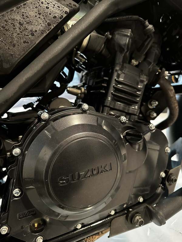 二手豪爵铃木DL250