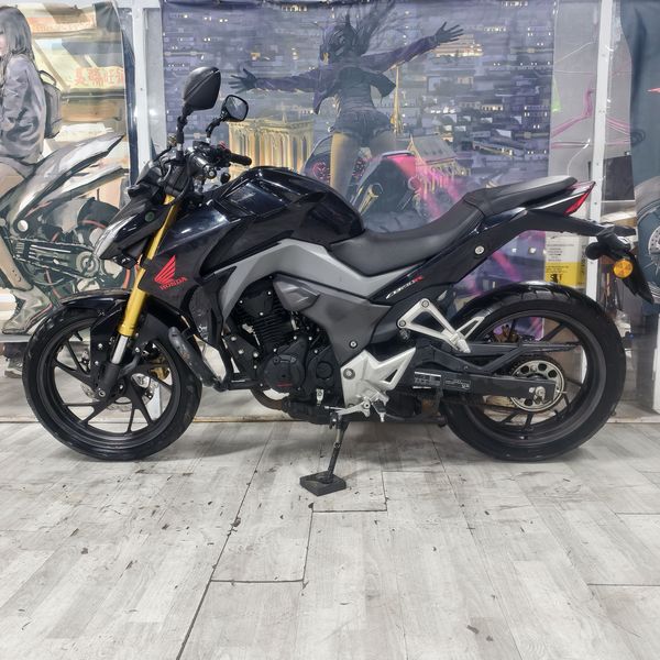 二手五羊本田CB190R 暴锋眼