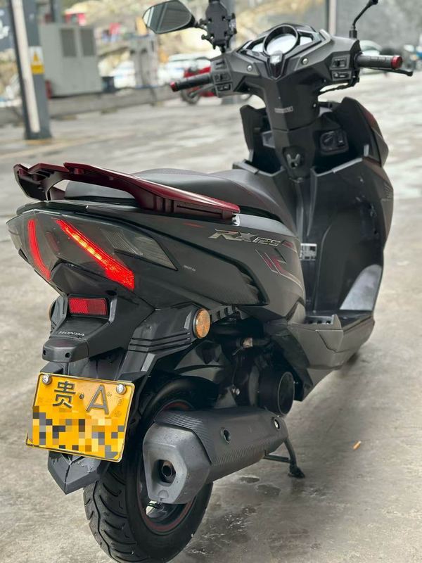 二手新大洲本田裂行 RX125Fi