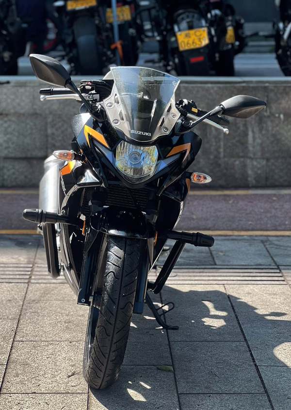 二手豪爵铃木GSX250R
