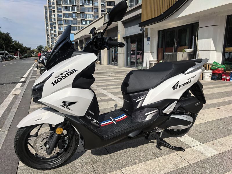 二手五羊本田NWT150