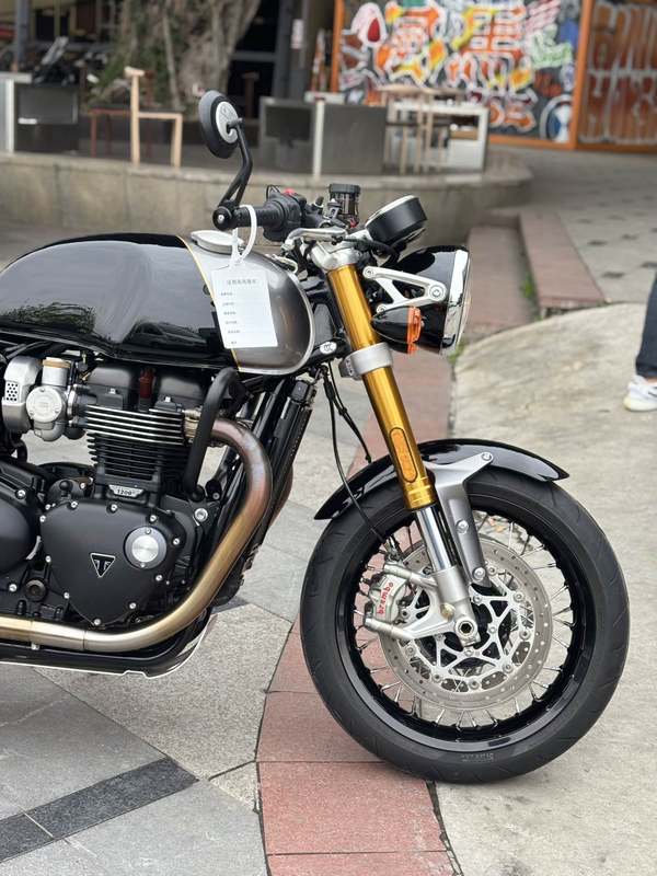 二手凯旋Thruxton