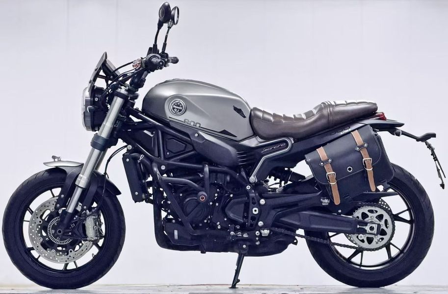 二手贝纳利幼狮 Leoncino 800