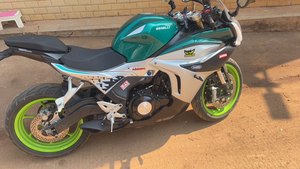 二手贝纳利龙卷风 Tornado 552R