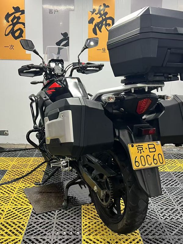 二手豪爵铃木DL250