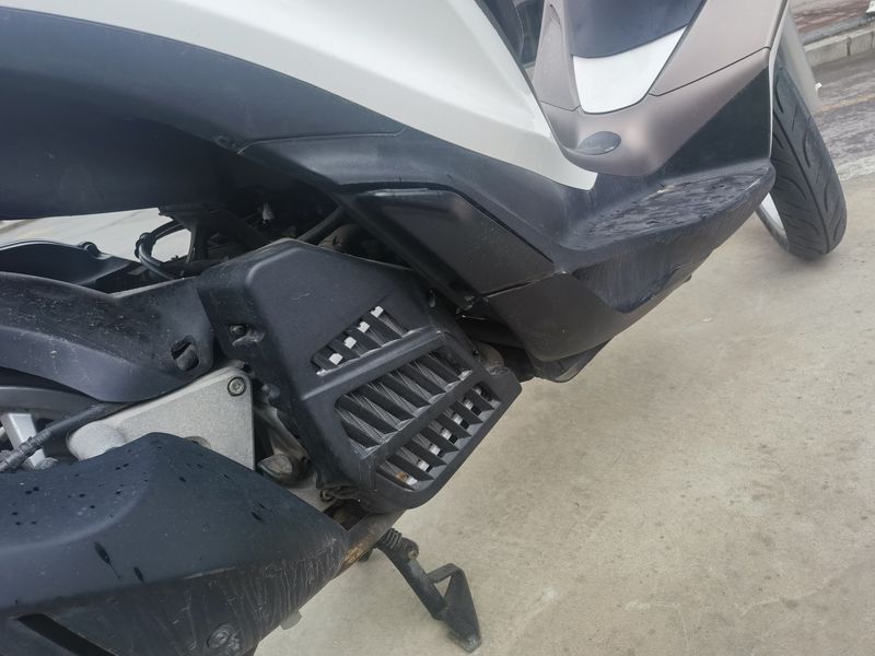 二手比亚乔Medley 150