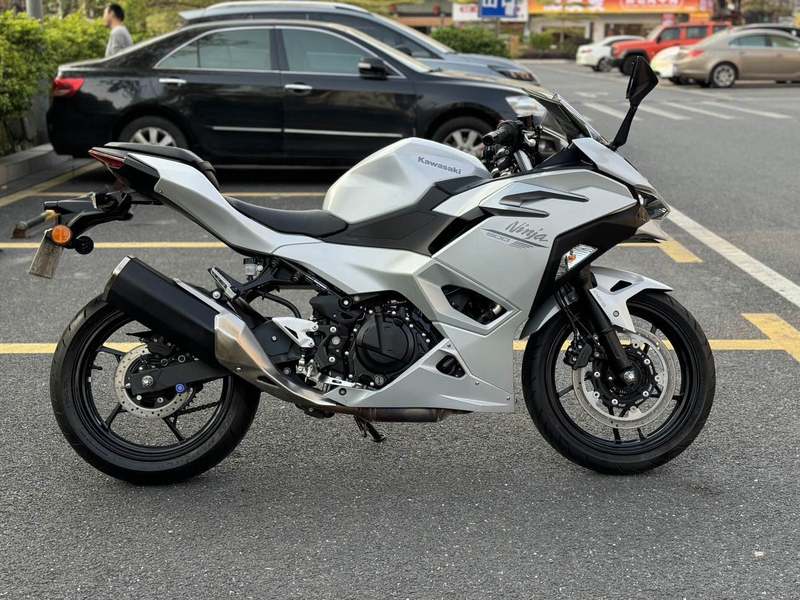 二手川崎Ninja 500