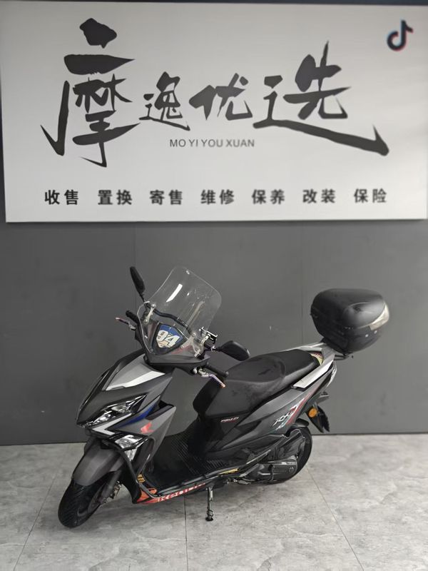 二手新大洲本田裂行 RX125Fi