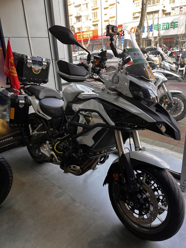 二手贝纳利金鹏 TRK502