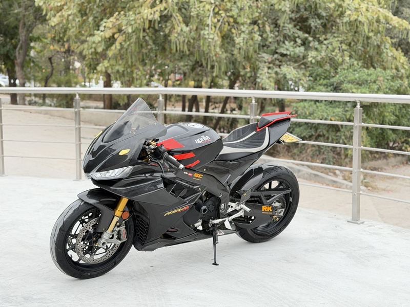 二手阿普利亚RSV4