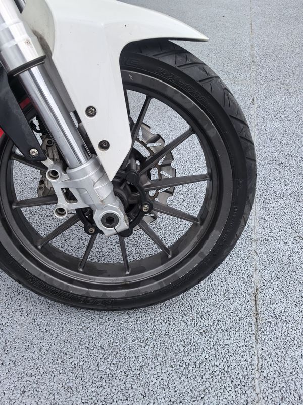 二手贝纳利小黄龙 TNT25