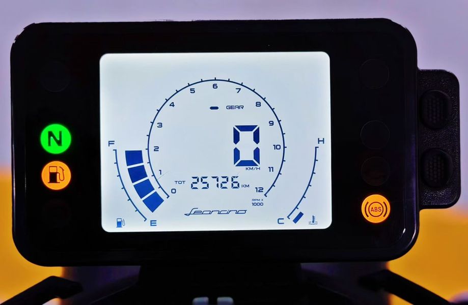 二手贝纳利幼狮 Leoncino 250