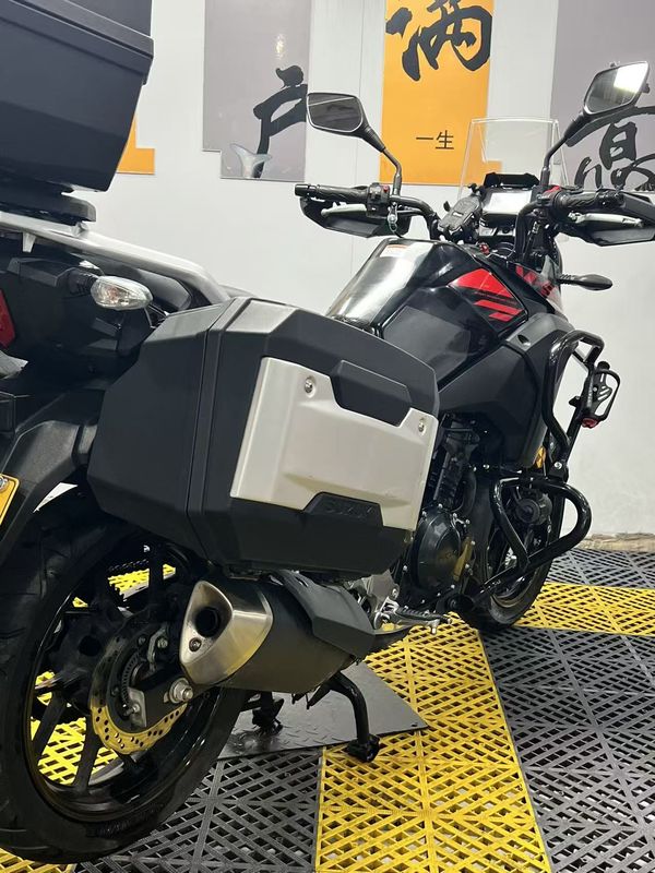 二手豪爵铃木DL250