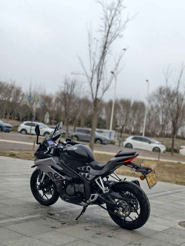 二手贝纳利龙卷风 Tornado 252R