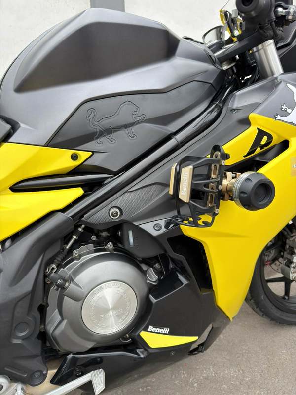 二手贝纳利龙卷风 Tornado 302R